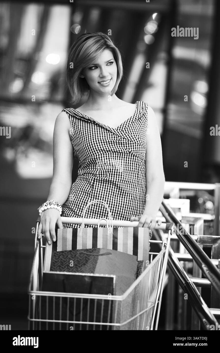 Near vs Loid Forger Who Would Win in a Fight?